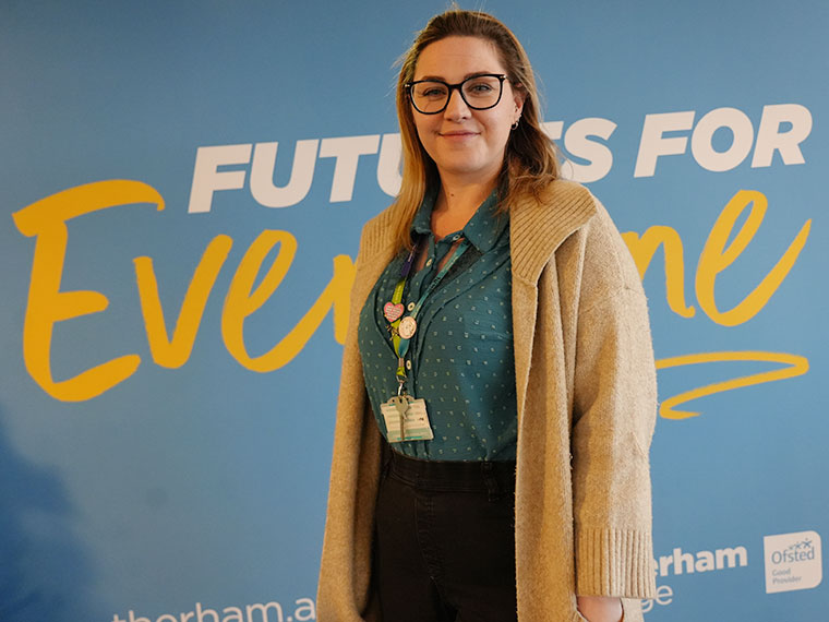 Student Spotlight: Meet Lizzie, a health and social care degree graduate from University Centre Rotherham